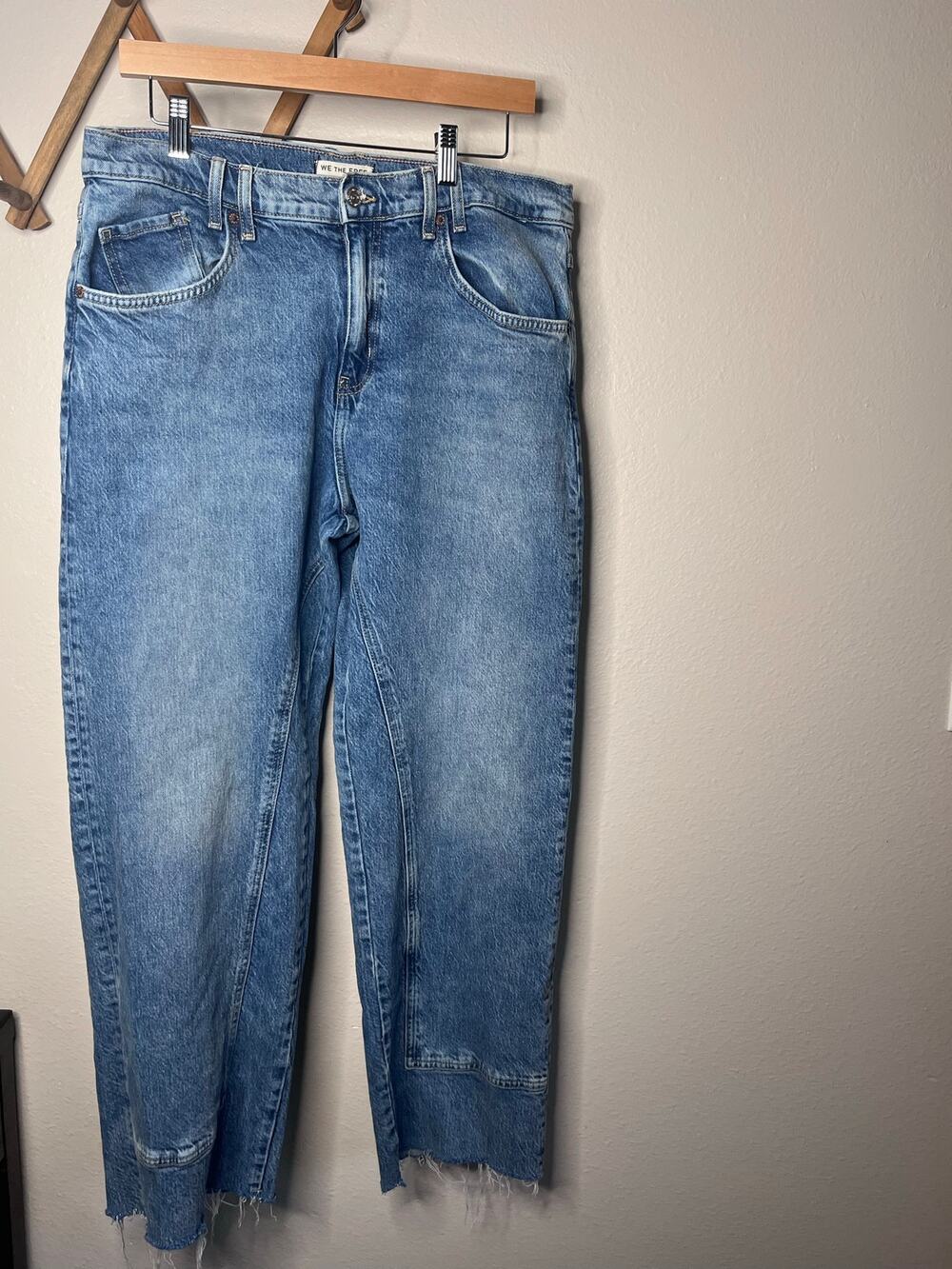 WE THE FREE High Rise Raw Hem Straight Leg Denim Jeans Women Size 32